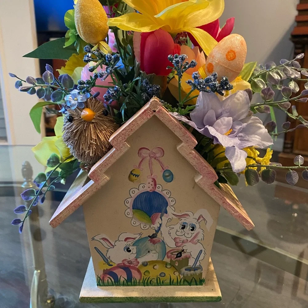 Easter/Spring Table Decor - Picture 6 of 6